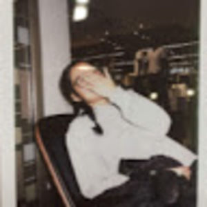 Meet your Posher, Lorenne